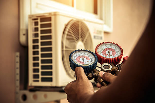 Professional Hvac technician working in Erie, PA